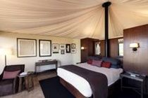 Longitude 131 Hotel Yulara Exterior photo